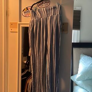 Billabong adorable beach pants